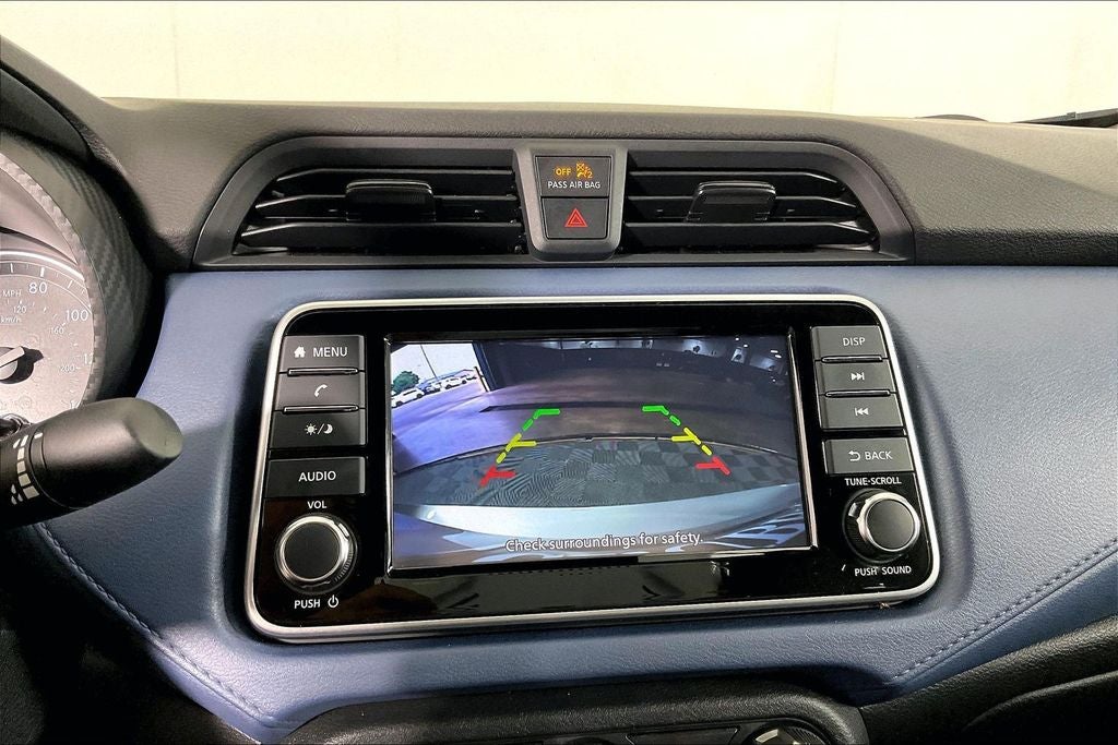 2025 Nissan Versa SV