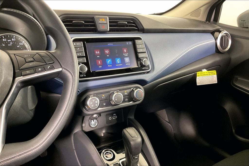 2025 Nissan Versa SV