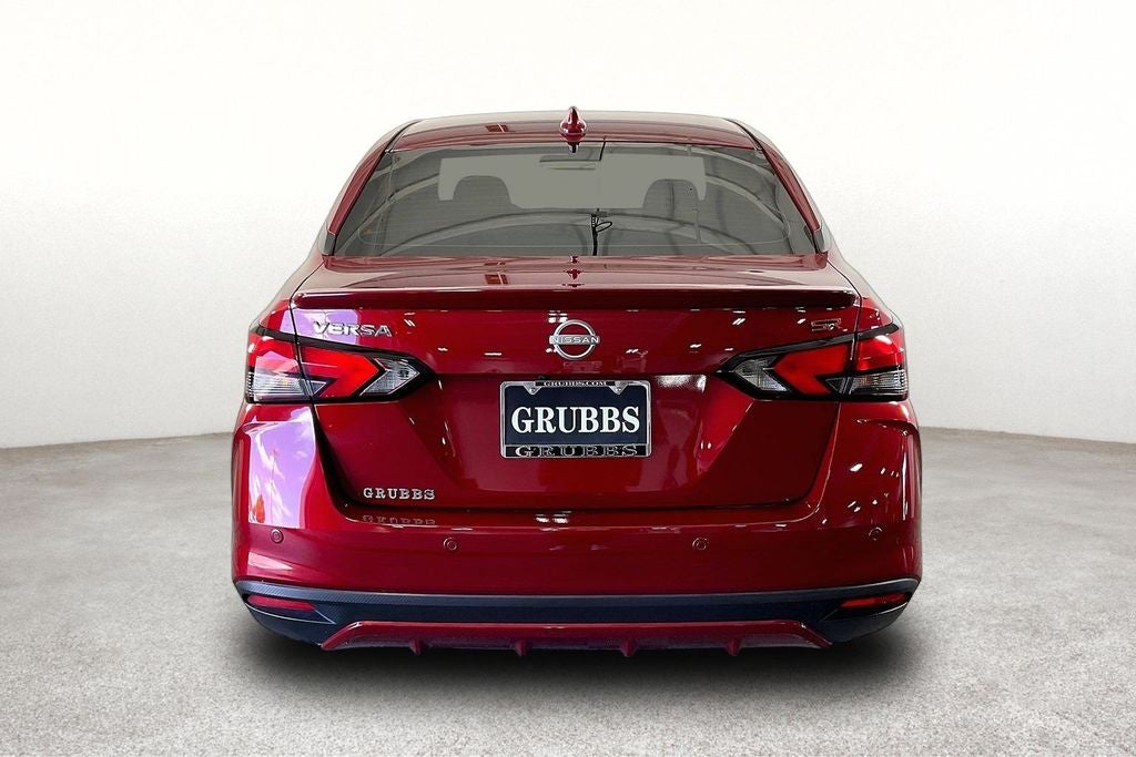 2025 Nissan Versa SR