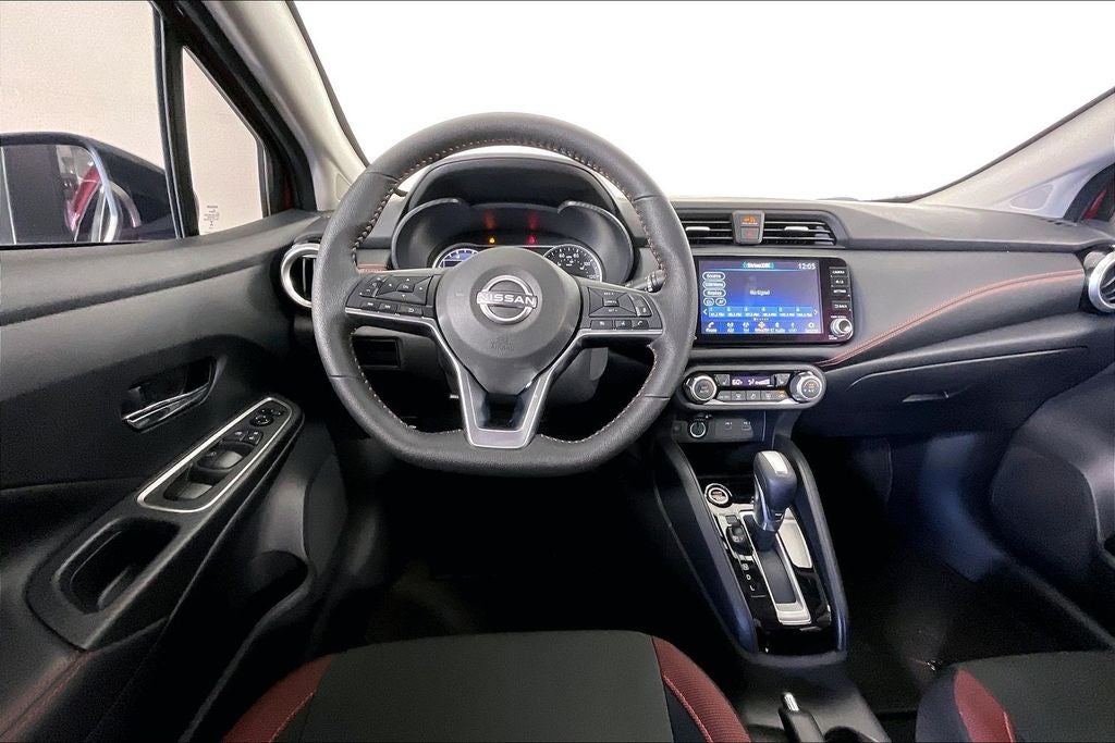 2025 Nissan Versa SR