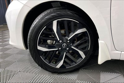 2025 Nissan Versa 1.6 SR