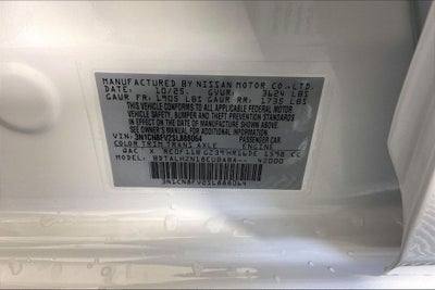 2025 Nissan Versa SR