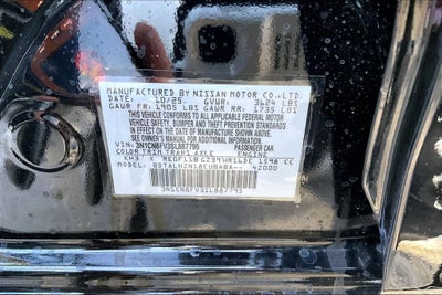 2025 Nissan Versa SR