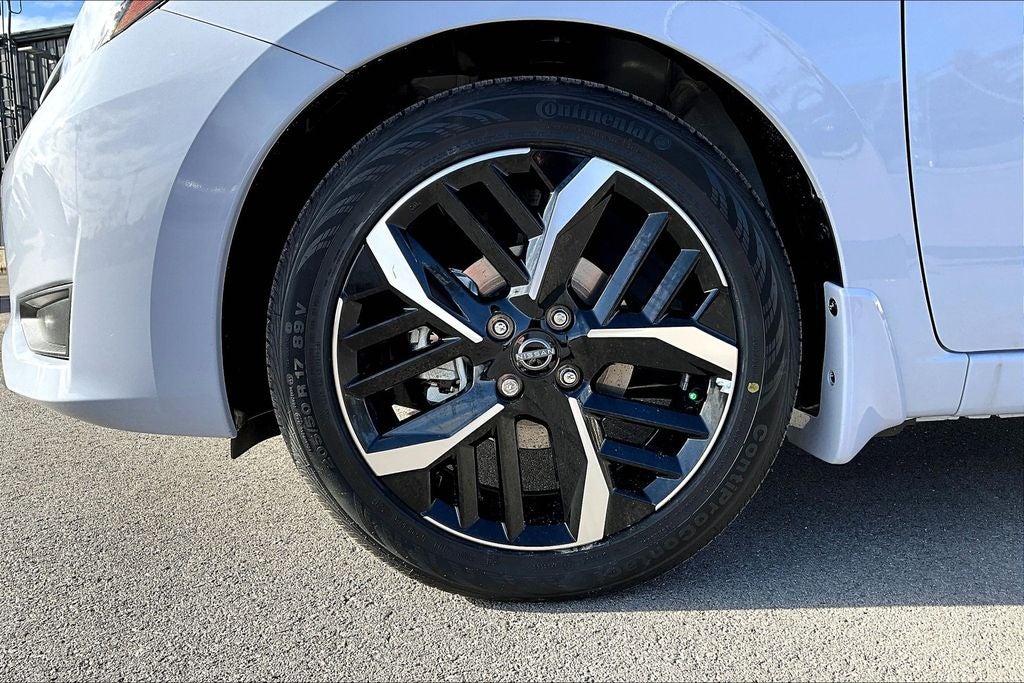 2025 Nissan Versa SR