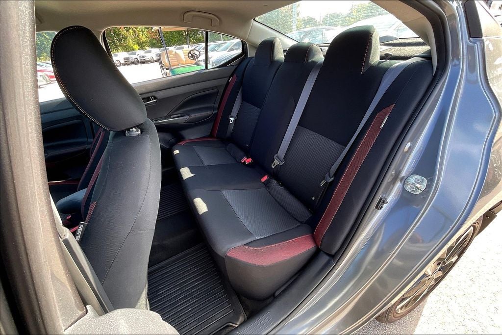 2025 Nissan Versa SR