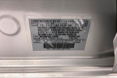 2025 Nissan Versa SR