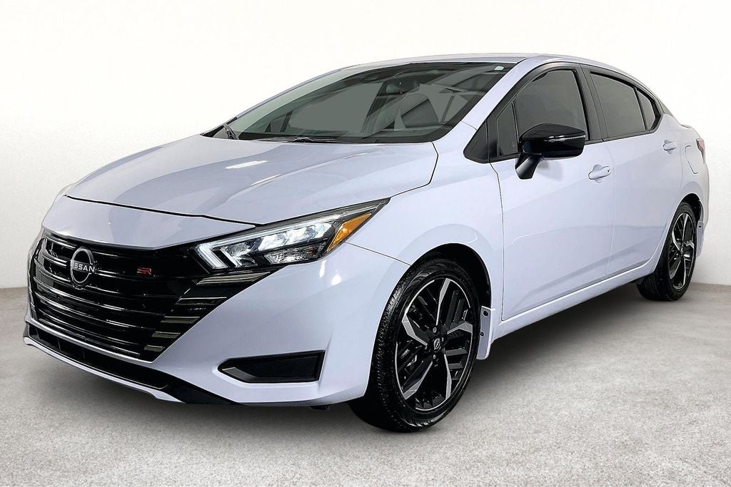 2025 Nissan Versa 1.6 SR