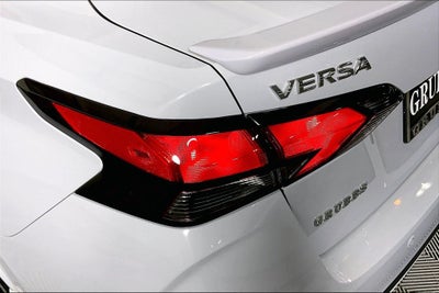 2025 Nissan Versa 1.6 SR