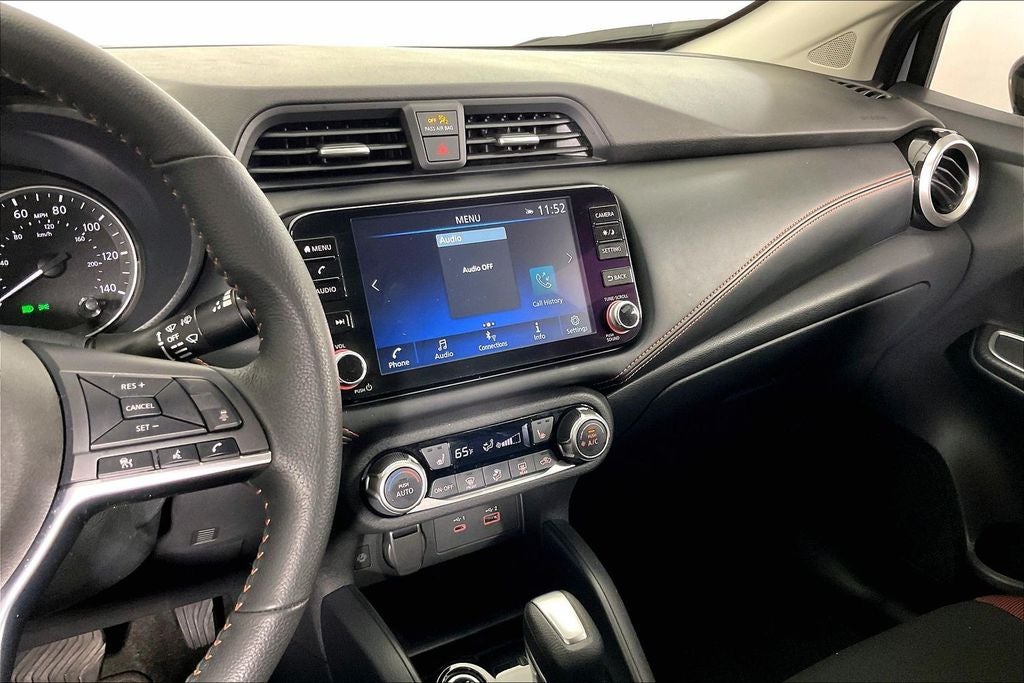 2025 Nissan Versa 1.6 SR