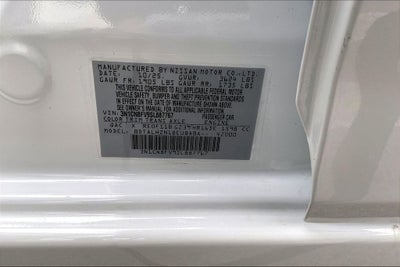 2025 Nissan Versa SR