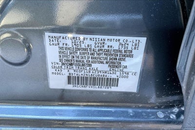 2025 Nissan Versa SR