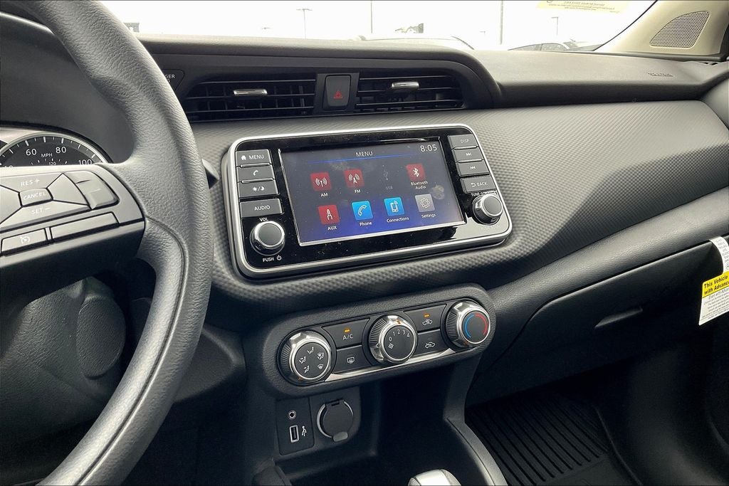 2025 Nissan Kicks Play S