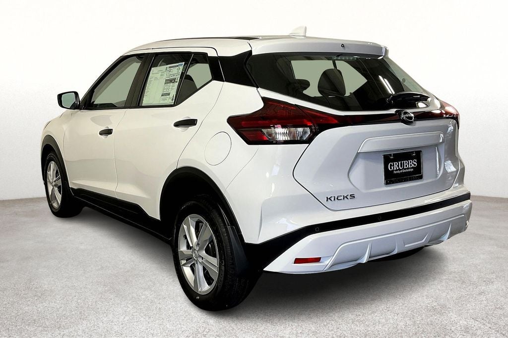 2025 Nissan Kicks Play S
