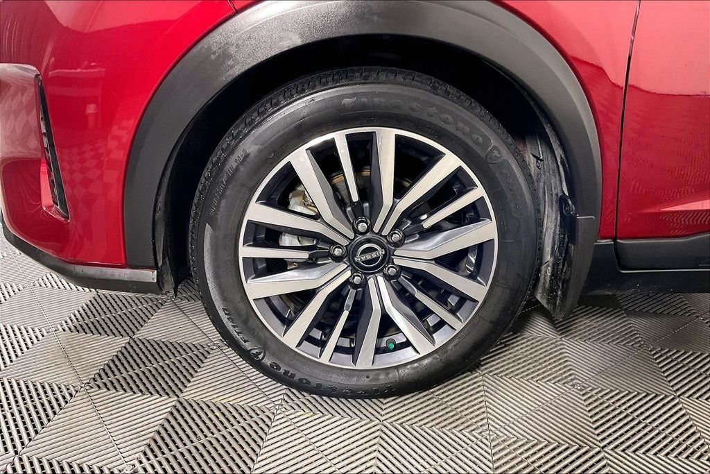 2022 Nissan Kicks SV