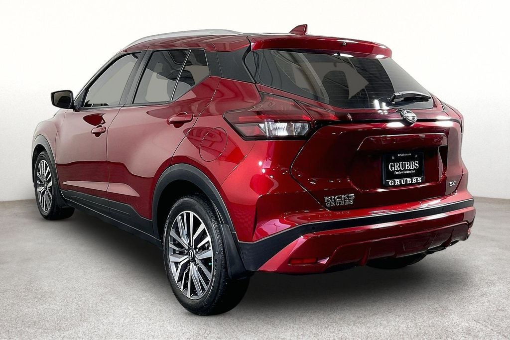 2022 Nissan Kicks SV