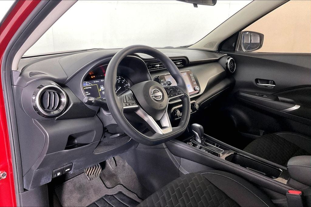 2022 Nissan Kicks SV