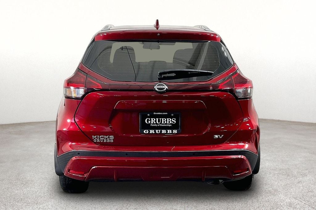 2022 Nissan Kicks SV