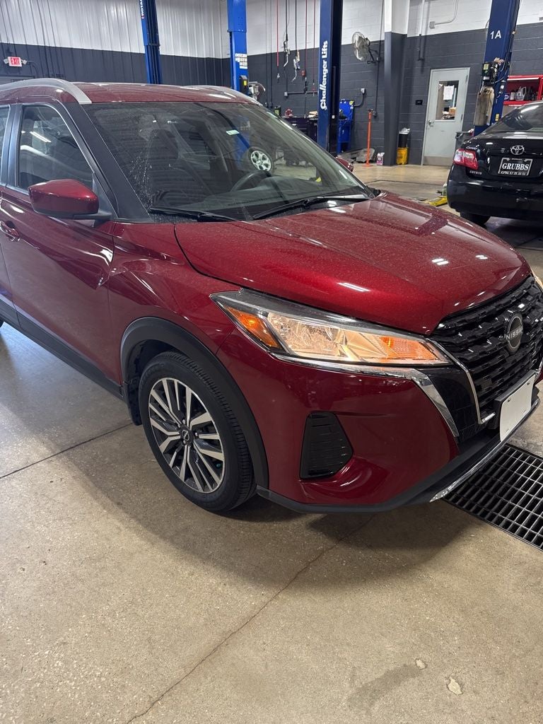 2022 Nissan Kicks SV