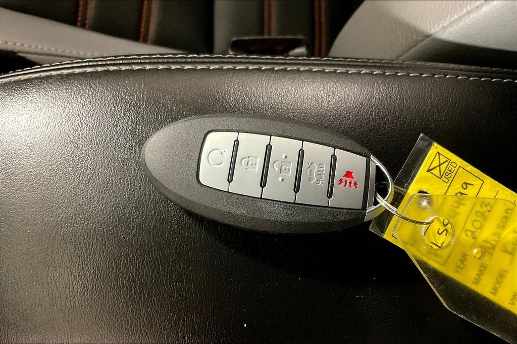 2023 Nissan Kicks SR