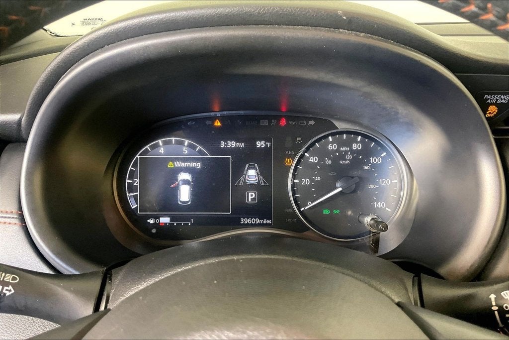 2024 Nissan Kicks SR