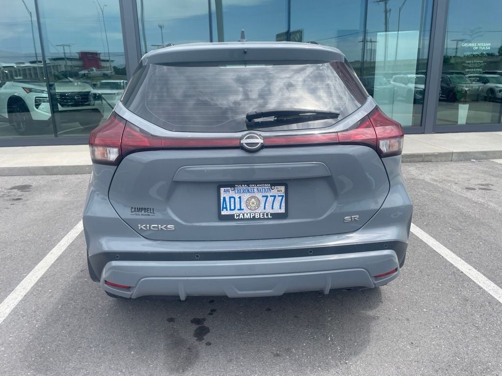 2023 Nissan Kicks SR