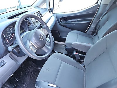 2017 Nissan NV200 SV