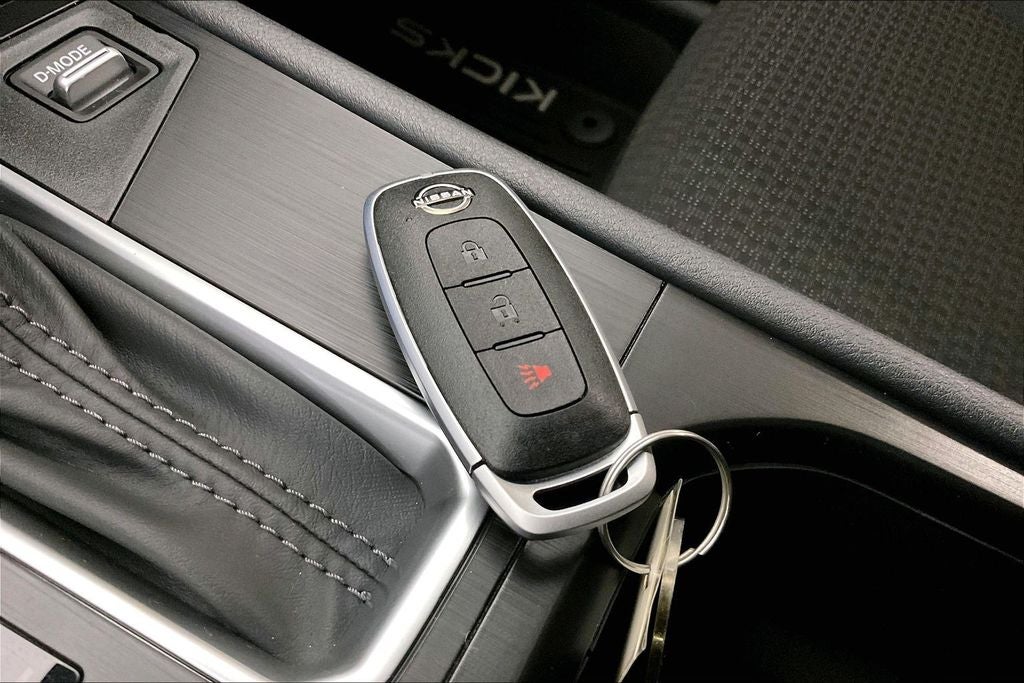2026 Nissan Kicks S