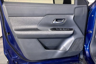 2027 Nissan Kicks SV