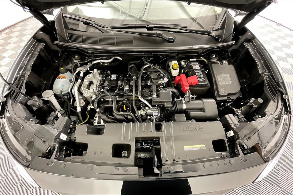 2025 Nissan Kicks SV