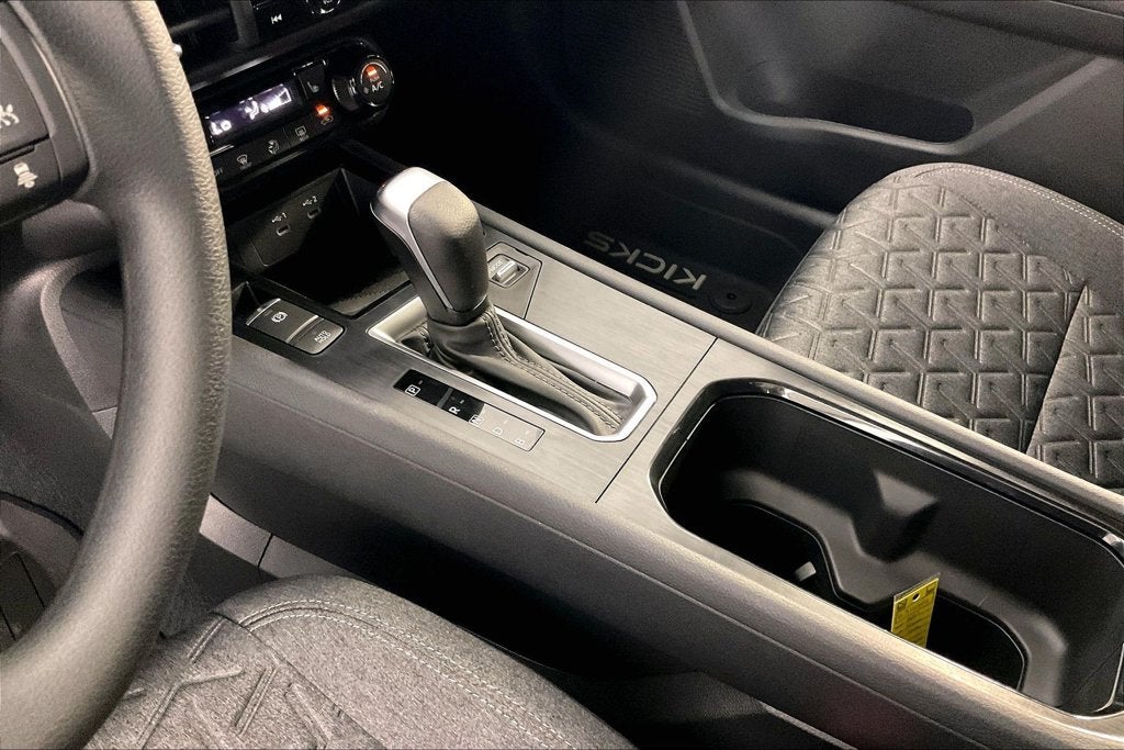 2027 Nissan Kicks SV