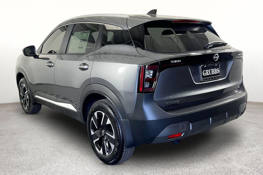 2027 Nissan Kicks SV