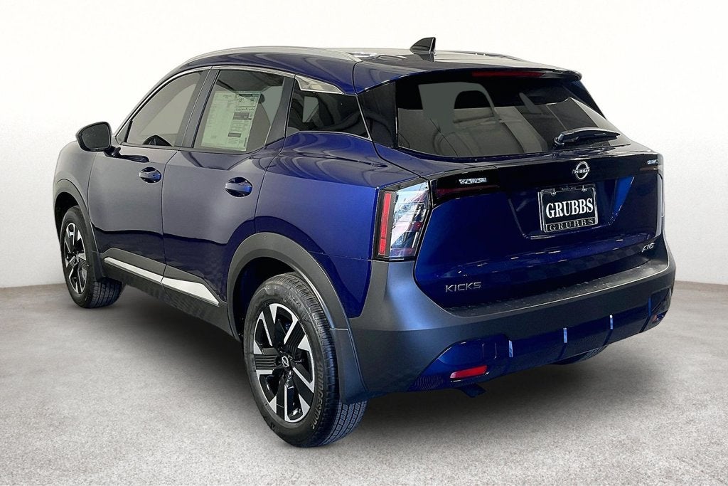 2027 Nissan Kicks SV