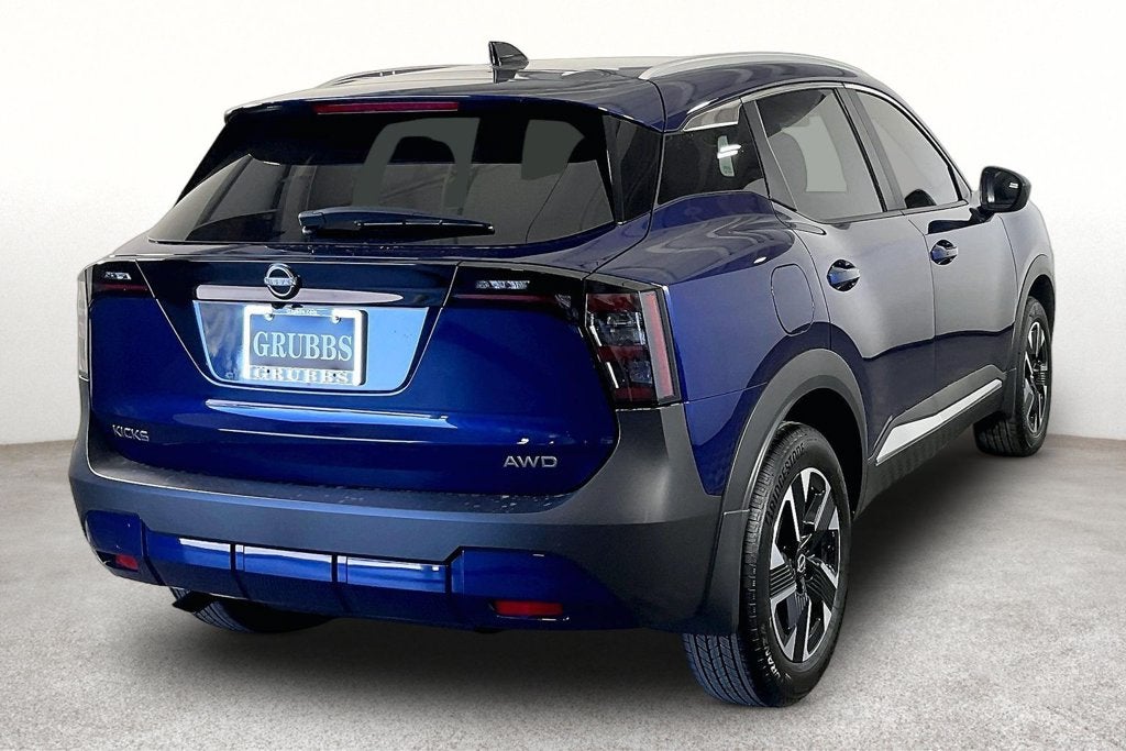 2027 Nissan Kicks SV