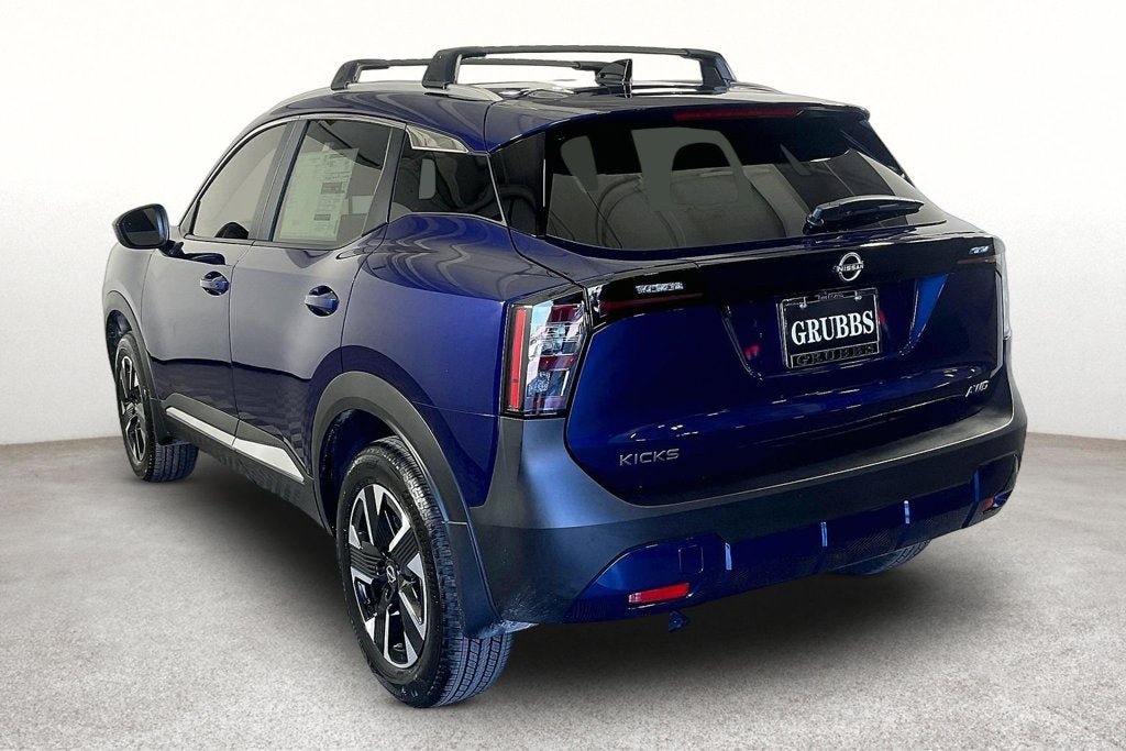 2027 Nissan Kicks SV