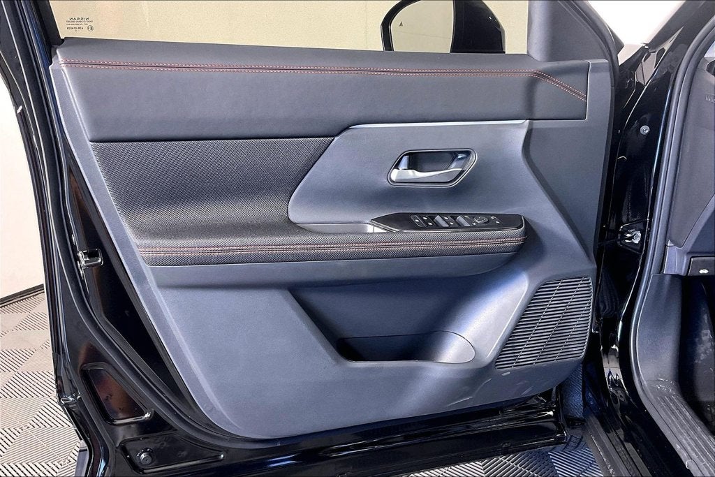 2027 Nissan Kicks Rock Creek®