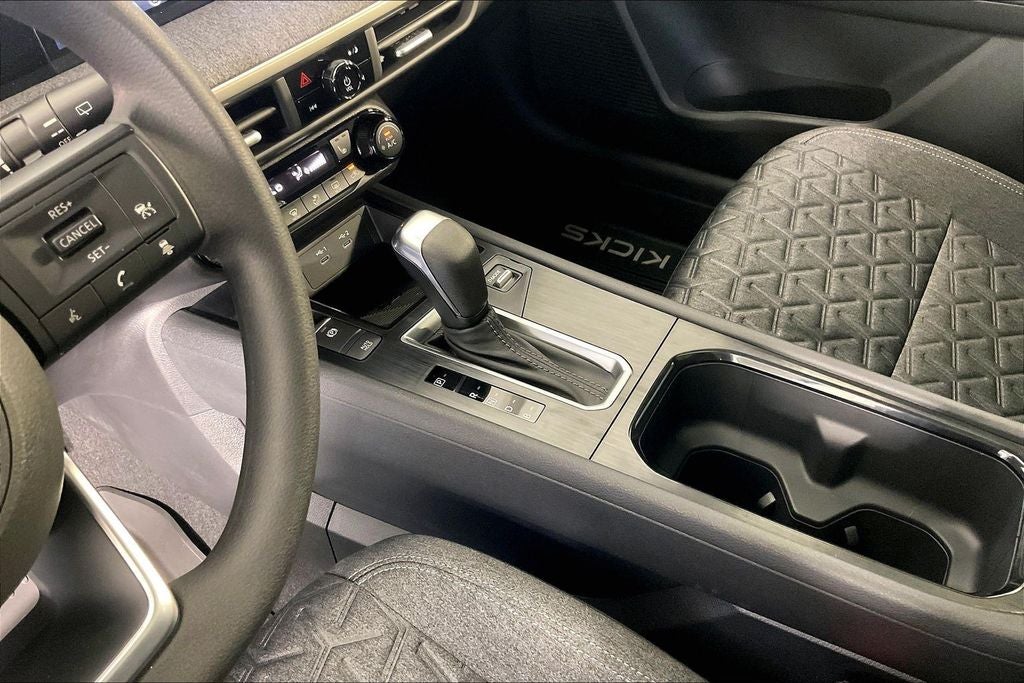 2027 Nissan Kicks SV