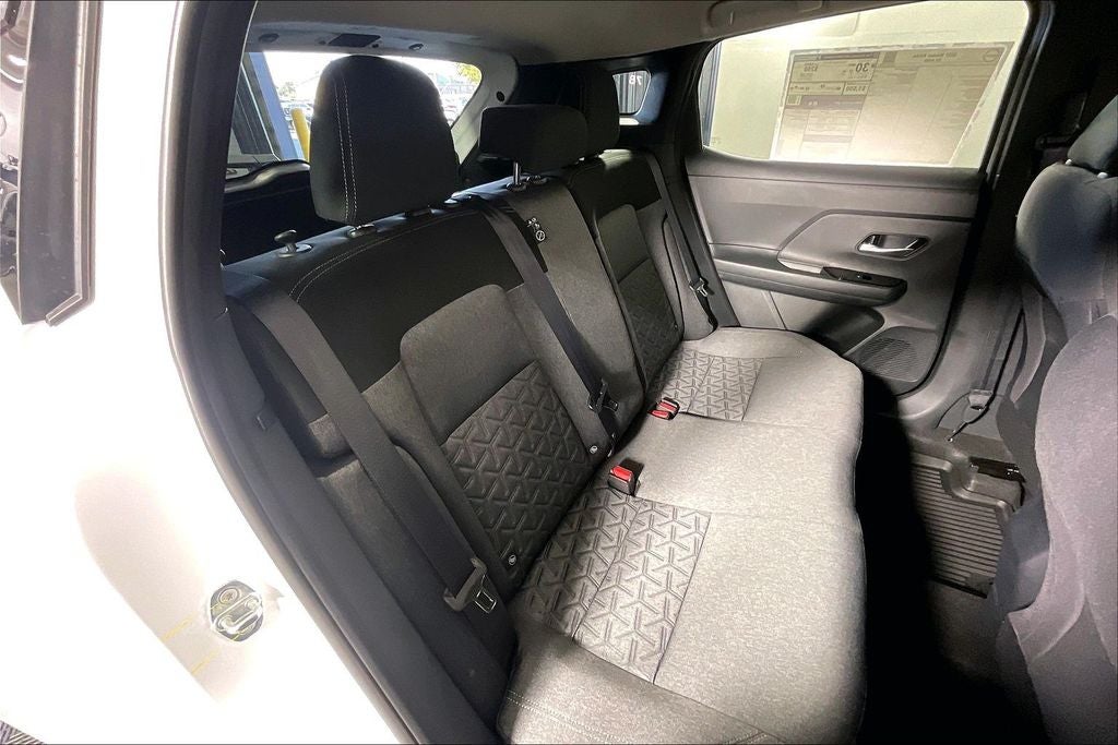 2027 Nissan Kicks SV