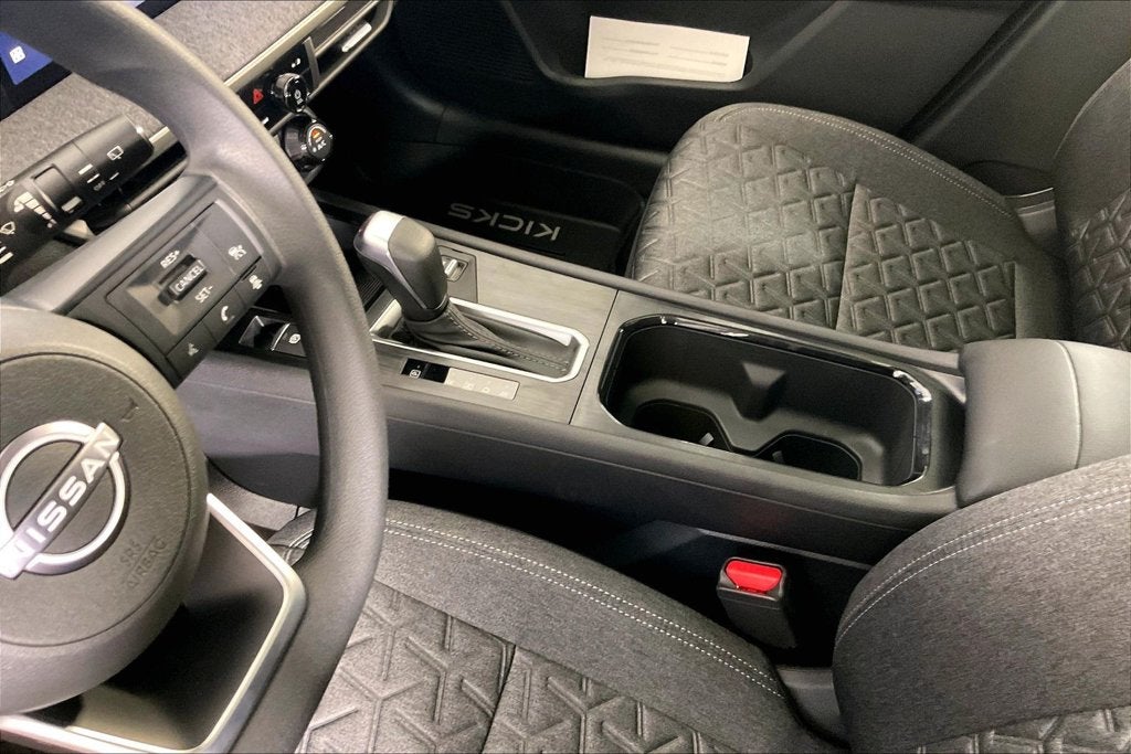 2027 Nissan Kicks SV