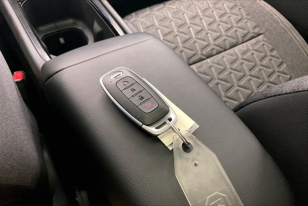 2027 Nissan Kicks SV