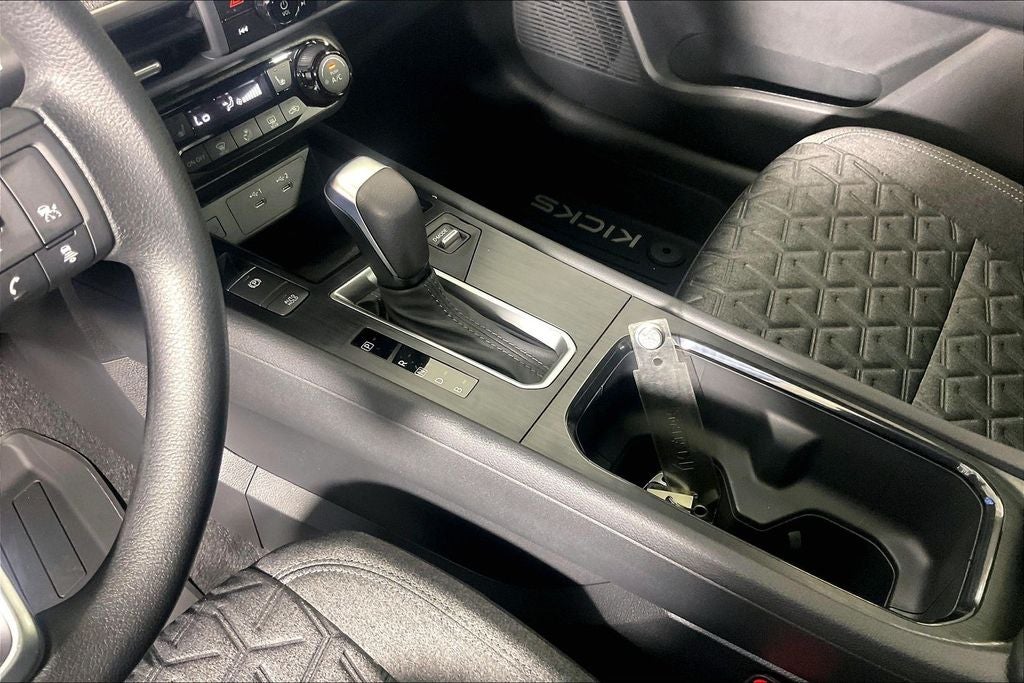 2027 Nissan Kicks SV