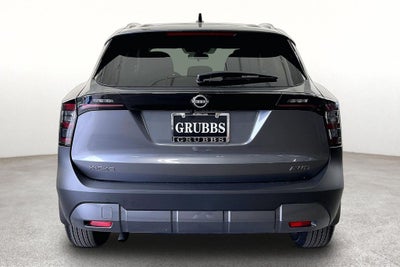 2027 Nissan Kicks SV