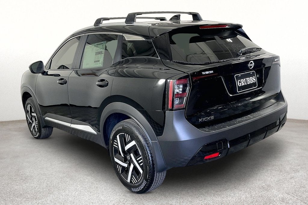 2027 Nissan Kicks SV
