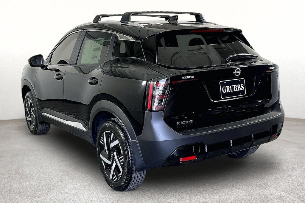 2027 Nissan Kicks SV
