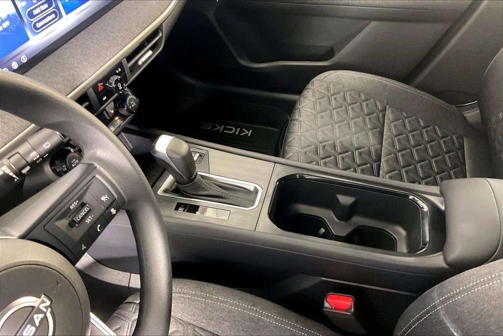2027 Nissan Kicks SV