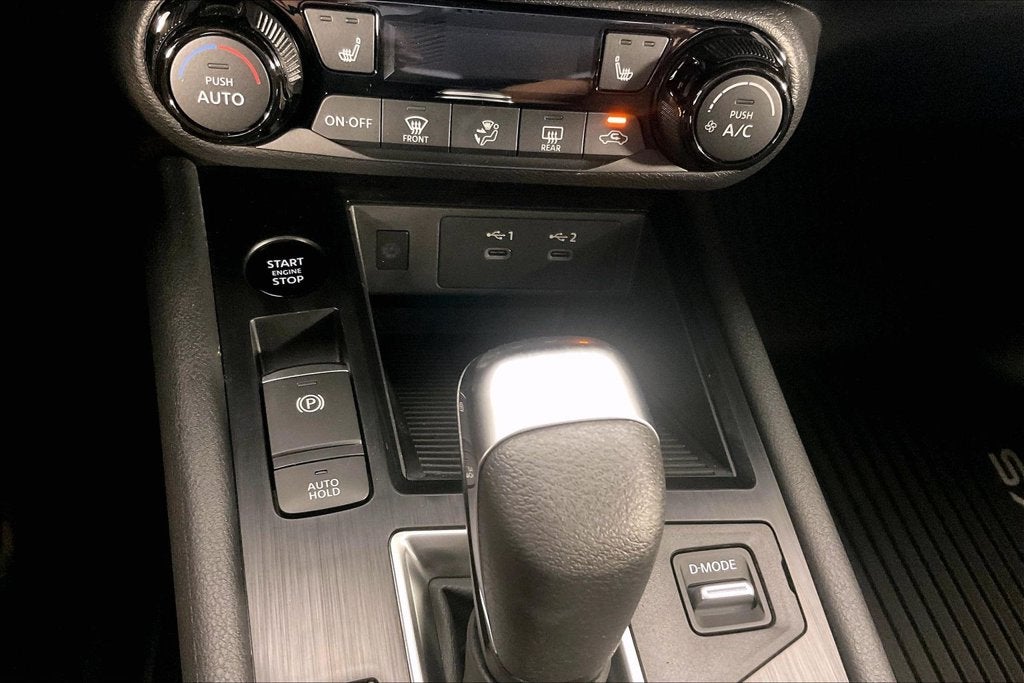 2027 Nissan Kicks SV