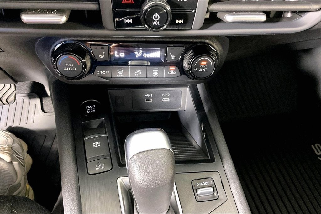 2027 Nissan Kicks SV