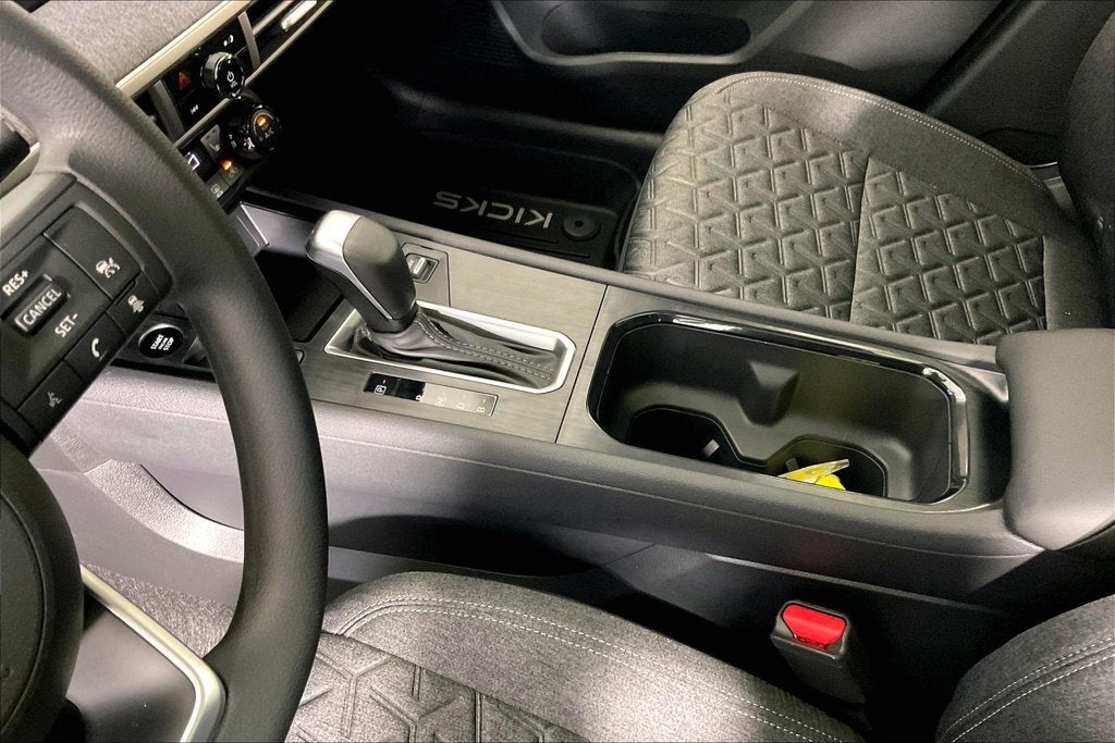 2027 Nissan Kicks SV