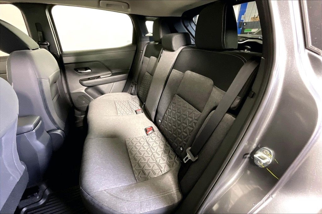 2027 Nissan Kicks SV