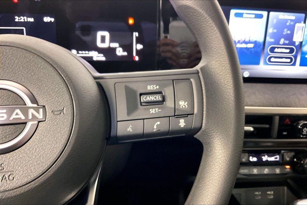 2027 Nissan Kicks SV