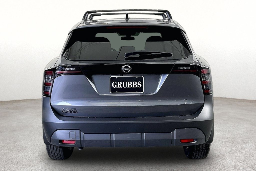 2027 Nissan Kicks SV